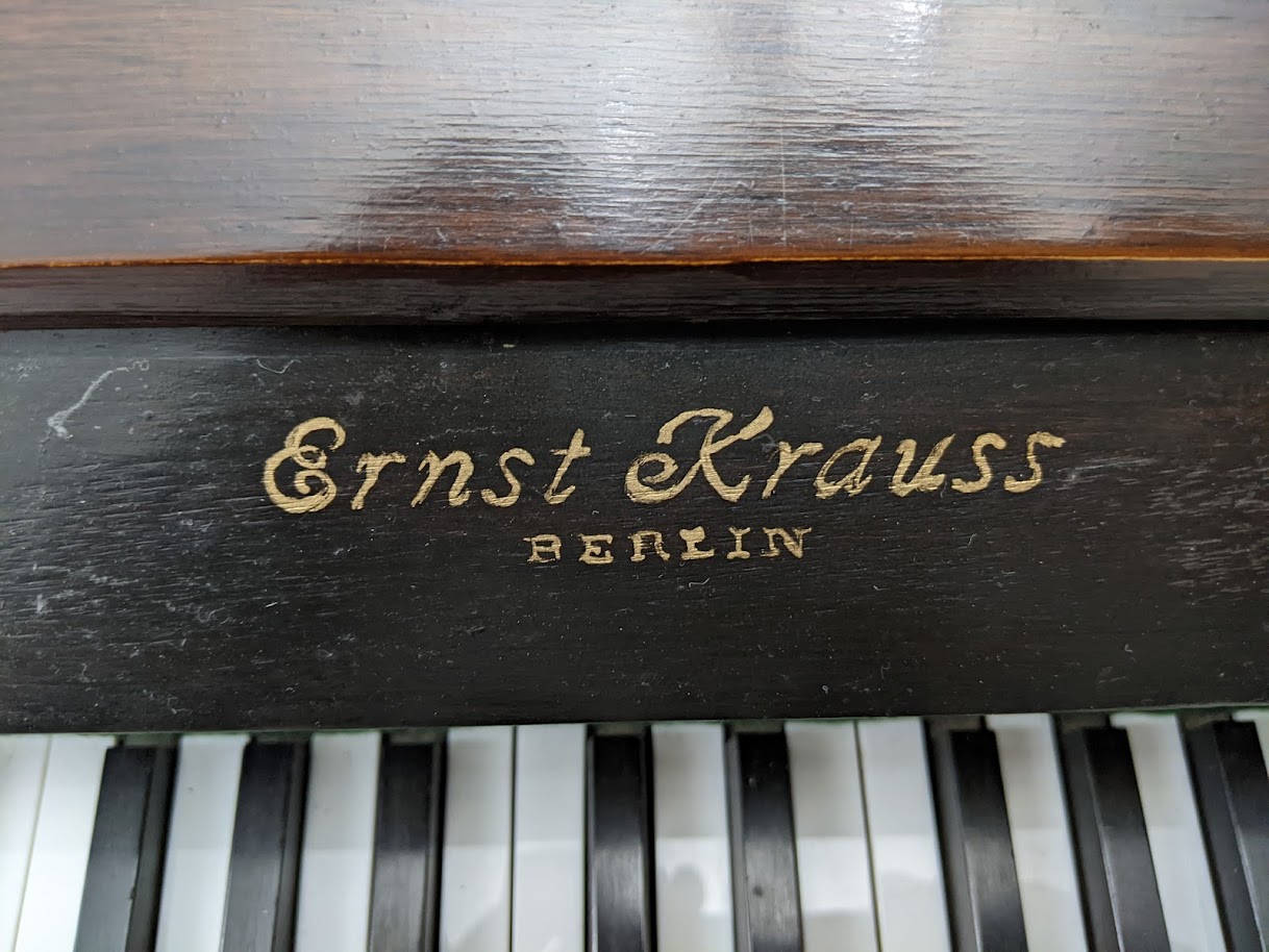 Ernst Krauss Upright Piano Logo and keys