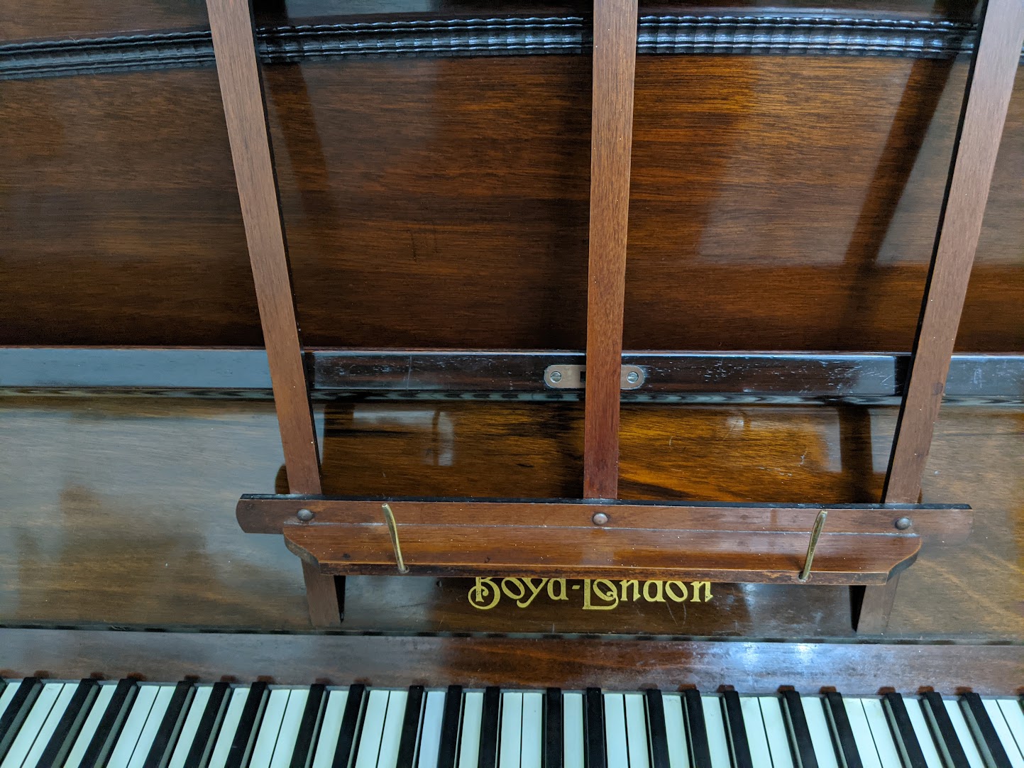 Boyd Piano c1930s with music deck and keys